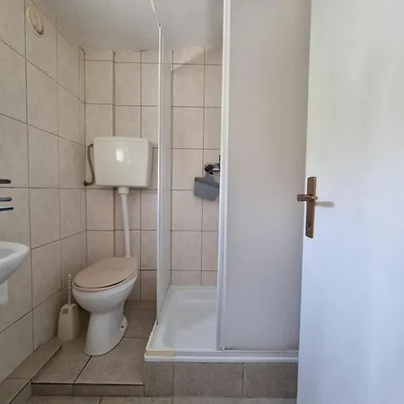 Seso Apartment *