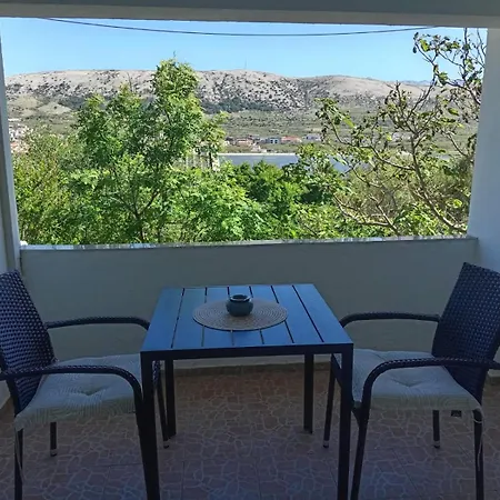 Seso Apartament *